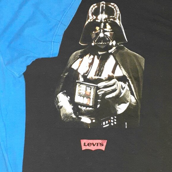 2 SHORT SLEEVE GRAPHIC T SHIRTS HUMOR ADULT SWIM~LEVIS STAR WARS-MENS SIZE 2XL - Picture 3 of 4